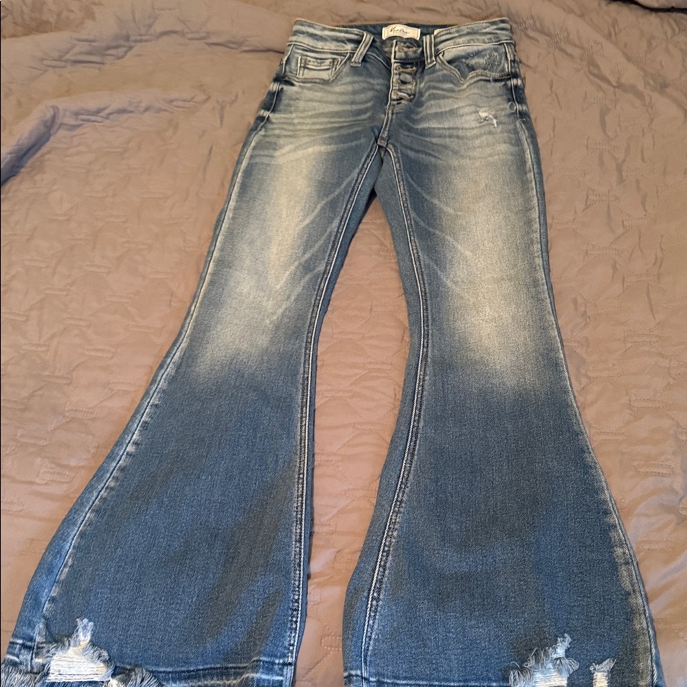 KanCan Distressed Blue Ankle Jeans - Picture 5 of 6